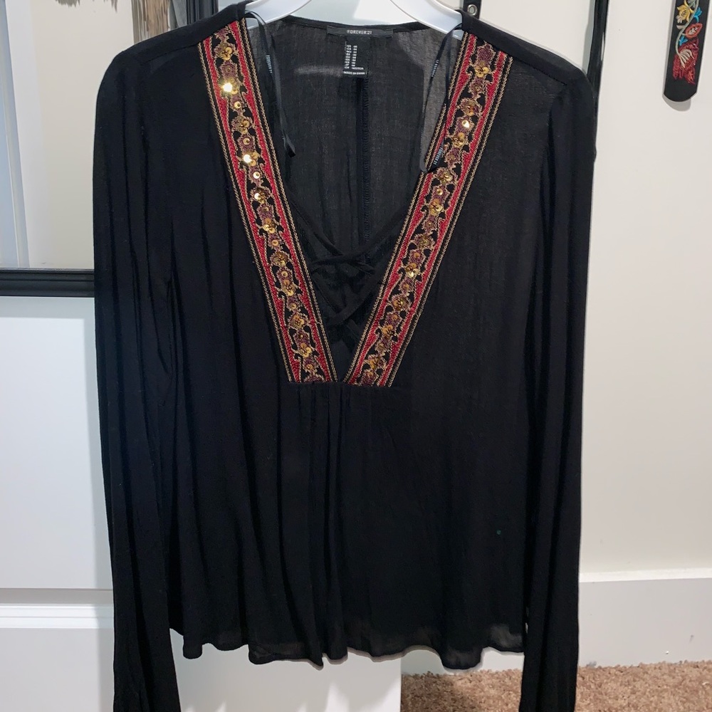 Black long sleeve detailed shirt